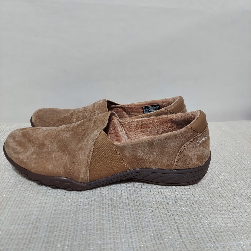 Skechers Breathe Easy Kindred Women's Sz 8 Relaxed Fit Memory‎ Foam Shoes